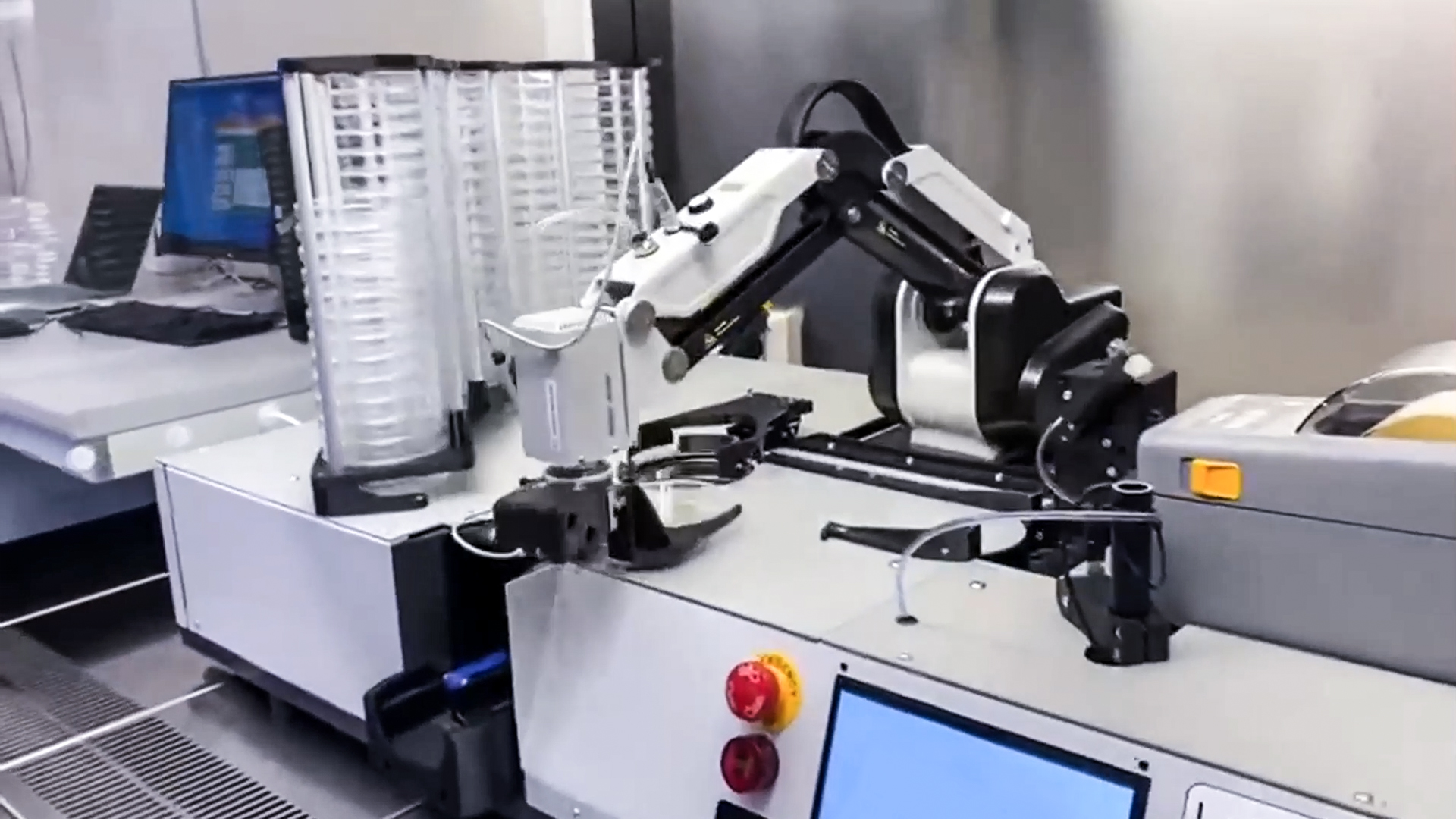 越疆科技,越疆,越疆機器人,越疆官網(wǎng),dobot,協(xié)作機器人,越疆協(xié)作機器人,協(xié)作機械臂,協(xié)作機械手,自動化機械臂,協(xié)作機器人品牌,協(xié)作機器人制造商,協(xié)作機器人研發(fā),具身智能機器人,協(xié)作機器人,科研行業(yè)應(yīng)用,樣本收集,樣本運輸,離心處理,化學(xué)處理,樣本歸檔,運行效益,安全功能,可靠性認(rèn)證,化學(xué)物品取樣,裝填,重復(fù)定位精度,減少實驗傷害,減輕負(fù)擔(dān)、材料科學(xué)實驗室