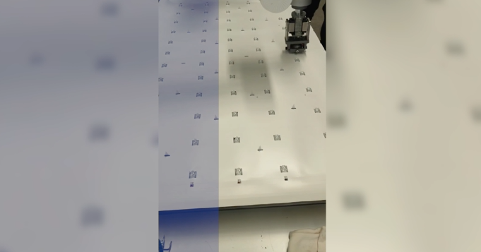 越疆機器人,越疆機器人應用案例,焊接機器人,裝配機器人,越疆協作機器人、液晶顯示器膠條壓合