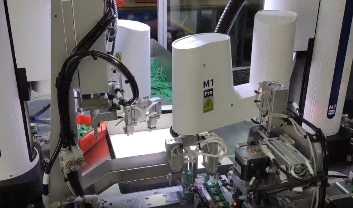 越疆,越疆科技,越疆機器人,DOBOT M1 Pro,M1 Pro協作機器人,四軸協作機器人,四軸協作 SCARA 機器人,四軸機器人廠家、3C 零部件分揀